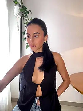  Amatista online show from November 2025 06:18:02 PM