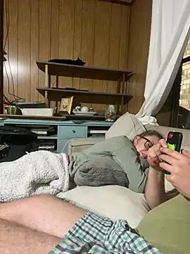 Snapshot of Charlie-N-Bubblez chatting on January 2025 09:44:02 AM Charlie-N-Bubblez online show from January 2025 09:44:02 AM