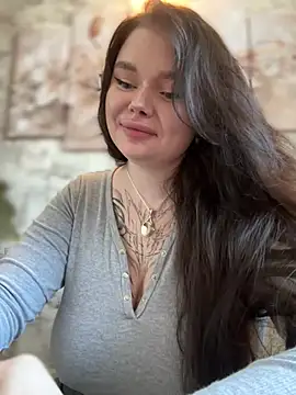 Snapshot of MommyDimitrescu_ chatting on December 2024 07:07:02 AM MommyDimitrescu online show from December 2024 07:07:02 AM