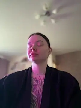 Snapshot of MommyDimitrescu_ chatting on May 2026 06:09:02 AM MommyDimitrescu online show from May 2026 06:09:02 AM