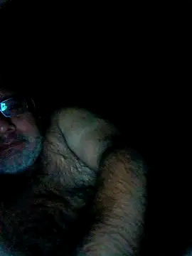 Snapshot of PhillDrake11 chatting on April 2026 04:26:01 AM PhillDrake11 online show from April 2026 04:26:01 AM