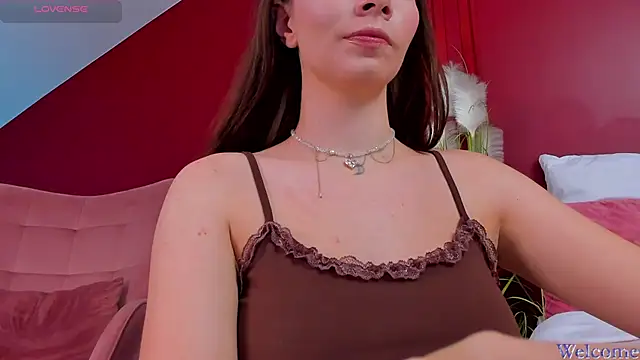 MiaMuse online show from October 2025 12:14:01 PM