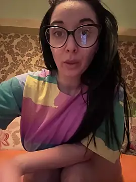 Snapshot of YreneRay chatting on January 2025 08:19:02 AM YreneRay online show from January 2025 08:19:02 AM