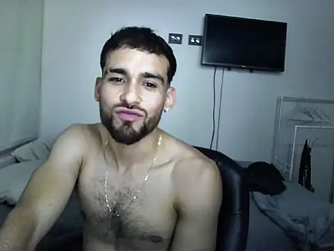 Snapshot of Emanuell__ chatting on October 2025 11:49:02 PM Emanuell   online show from October 2025 11:49:02 PM