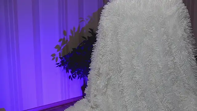 Snapshot of Danielle_Thomas chatting on March 2025 06:22:01 AM Danielle Thomas online show from March 2025 06:22:01 AM