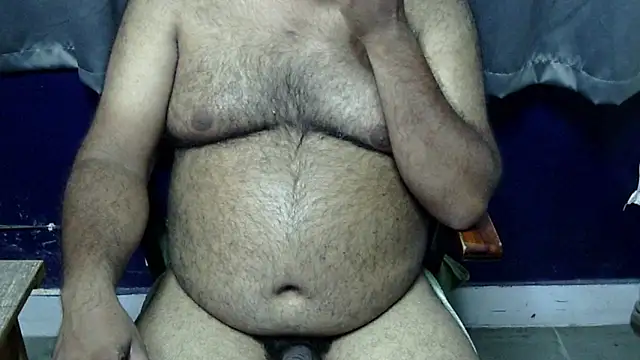 Snapshot of hairysubcub_70 chatting on May 2026 06:21:03 AM hairysubcub 70 online show from May 2026 06:21:03 AM