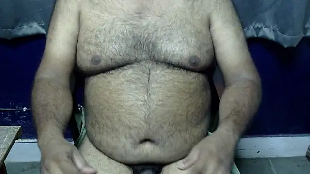 Snapshot of hairysubcub_70 chatting on May 2026 07:04:02 AM hairysubcub 70 online show from May 2026 07:04:02 AM