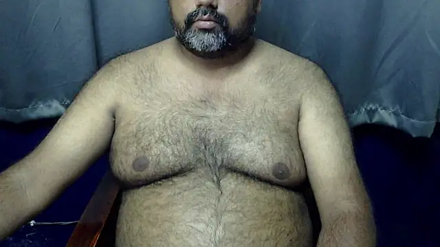 Snapshot of hairysubcub_70 chatting on May 2026 07:37:01 AM hairysubcub 70 online show from May 2026 07:37:01 AM