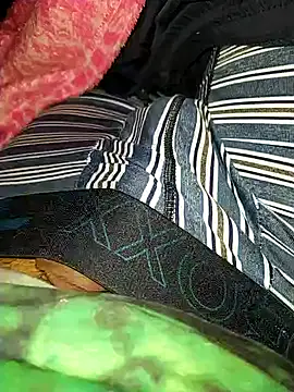 Snapshot of calama172637 chatting on February 2025 04:58:02 AM calama172637 online show from February 2025 04:58:02 AM