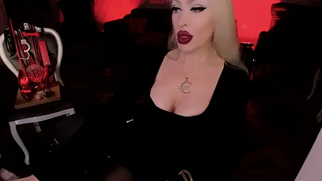 Snapshot of GreedyFinDom chatting on February 2026 11:47:01 PM GreedyFinDom online show from February 2026 11:47:01 PM