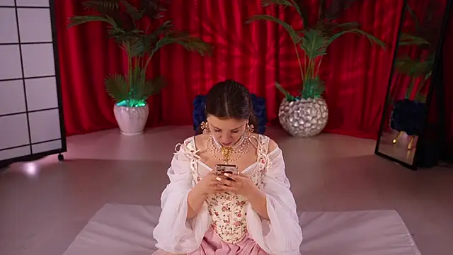 KittyCaitlin online show from October 2025 05:24:02 PM