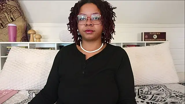 Snapshot of -khayaparker chatting on February 2026 09:02:02 PM -khayaparker online show from February 2026 09:02:02 PM