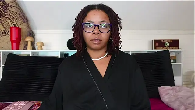 Snapshot of -khayaparker chatting on February 2026 01:11:01 PM -khayaparker online show from February 2026 01:11:01 PM