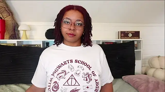 Snapshot of -khayaparker chatting on March 2026 05:52:02 PM -khayaparker online show from March 2026 05:52:02 PM