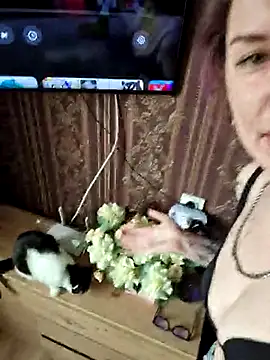 LazyTanukii online show from March 2025 07:15:01 AM