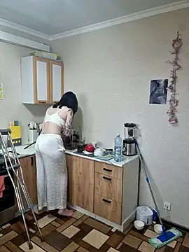 LazyTanukii online show from March 2026 06:30:02 AM