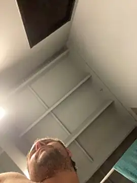 carlos01172011 online show from November 2025 01:59:01 AM