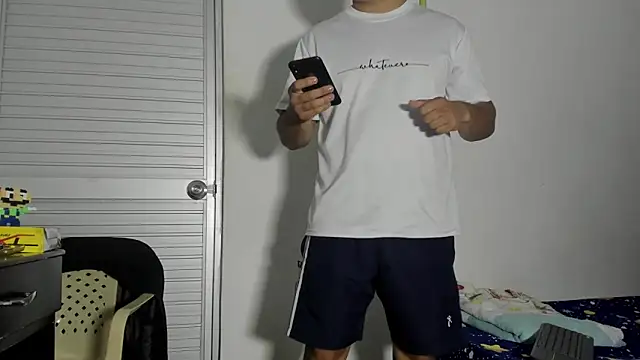 Snapshot of VincentSavage chatting on January 2026 02:50:01 AM VincentSavage online show from January 2026 02:50:01 AM