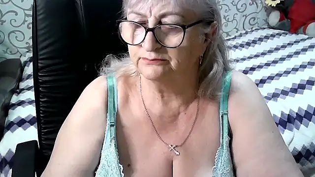 LolkaAlyss online show from March 2025 09:31:02 PM