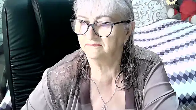 LolkaAlyss online show from March 2025 09:40:02 PM