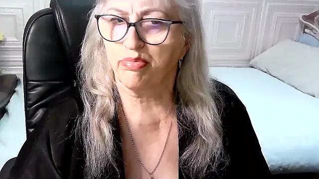 LolkaAlyss online show from March 2026 08:01:01 PM