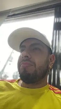 Snapshot of dereck_fiore chatting on July 2026 05:08:01 PM dereck fiore online show from July 2026 05:08:01 PM