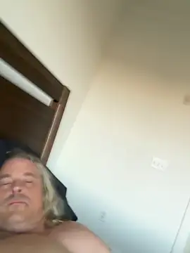 zeus337 online show from November 2025 09:37:01 PM