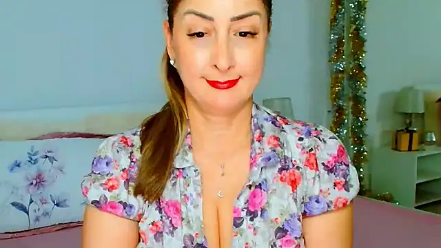 Snapshot of Tyana40 chatting on January 2025 08:38:02 AM Tyana40 online show from January 2025 08:38:02 AM