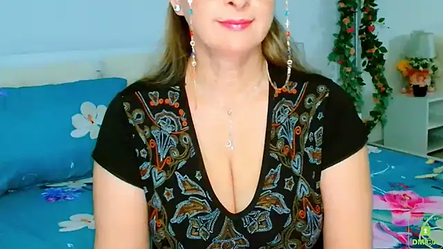 Snapshot of Tyana40 chatting on March 2025 02:28:02 AM Tyana40 online show from March 2025 02:28:02 AM