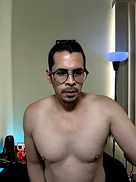 towers j online show from November 2025 06:18:02 PM