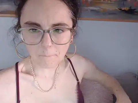 cleophee online show from March 2025 12:56:01 PM