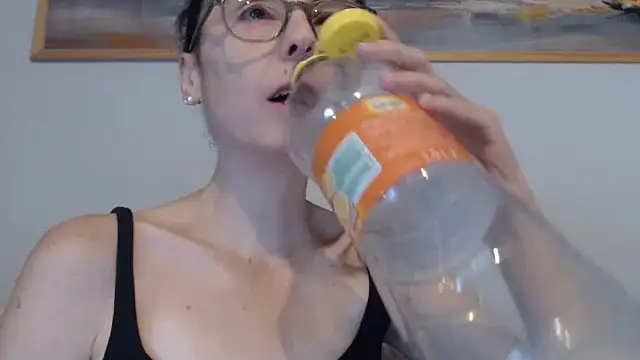 cleophee online show from September 2025 05:53:02 AM