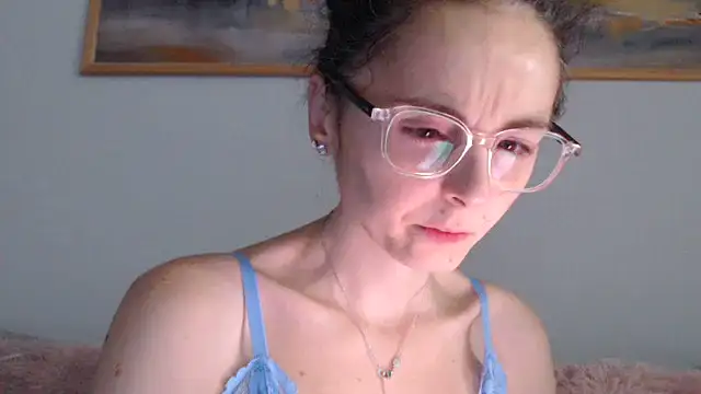 Snapshot of cleophee chatting on July 2026 06:47:02 AM cleophee online show from July 2026 06:47:02 AM