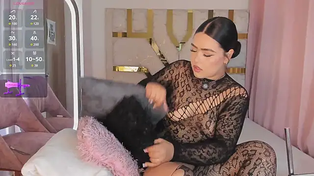 Snapshot of sophy_champagne chatting on July 2026 01:31:02 AM sophy champagne online show from July 2026 01:31:02 AM