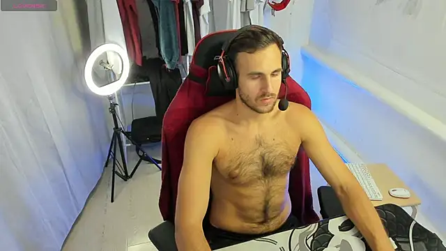 Raamoss online show from September 2025 06:08:02 PM