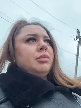 Sara Slow online show from January 2025 02:42:02 PM