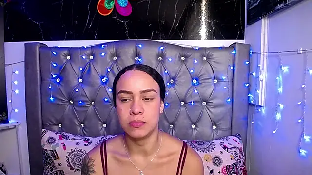 Snapshot of LAILAGUMMY chatting on January 2025 03:01:01 PM LAILAGUMMY online show from January 2025 03:01:01 PM