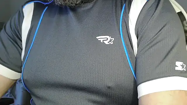 Snapshot of usdirtymikee9 chatting on January 2026 07:28:02 PM usdirtymikee9 online show from January 2026 07:28:02 PM