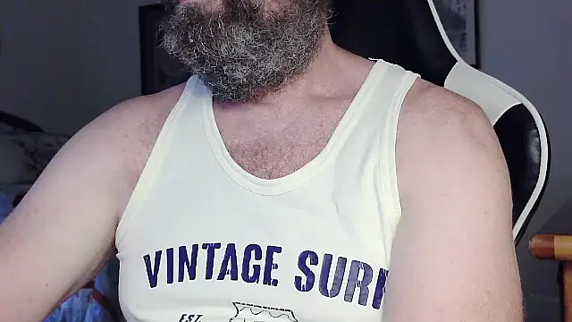 Snapshot of usdirtymikee9 chatting on June 2026 08:01:02 PM usdirtymikee9 online show from June 2026 08:01:02 PM