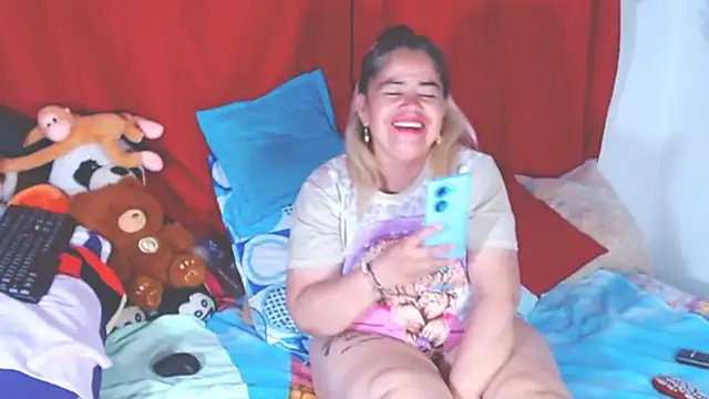 estrellita fugaz16x online show from October 2025 12:00:01 AM