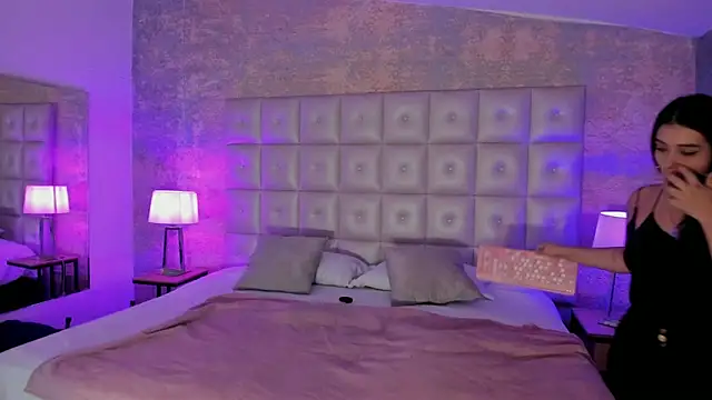 Maddysex  online show from November 2025 12:15:01 PM