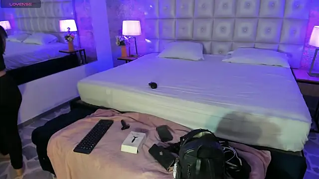 Snapshot of Maddysex_ chatting on February 2026 11:43:02 AM Maddysex online show from February 2026 11:43:02 AM