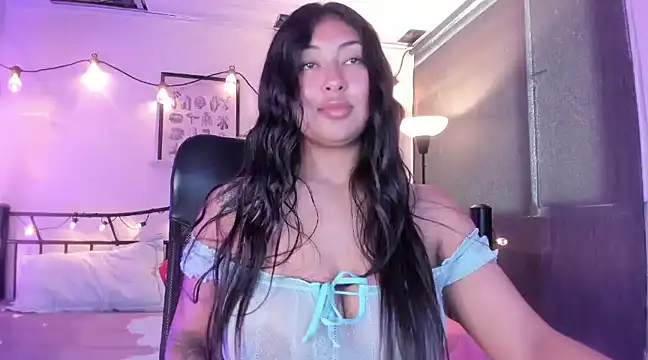 Snapshot of Pocahontas_power chatting on February 2025 05:54:02 PM Pocahontas power online show from February 2025 05:54:02 PM