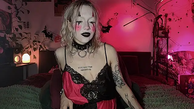 olivecum online show from October 2025 01:29:01 PM