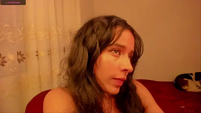 Snapshot of aluna_0310 chatting on December 2024 11:30:01 PM aluna 0310 online show from December 2024 11:30:01 PM