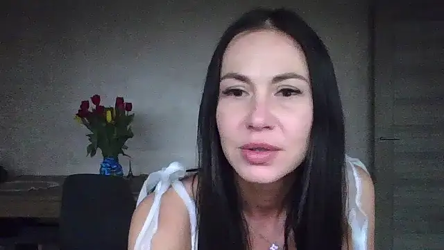 JulianaGold1 online show from March 2025 09:48:02 PM