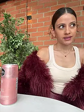 alana15 online show from March 2026 09:47:02 PM