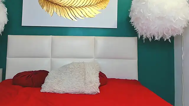 Red Fairy  online show from July 2026 04:05:01 AM