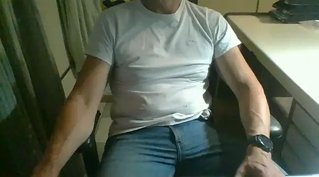 mariohurt101 online show from January 2025 09:29:01 PM