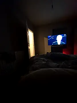 elenaUK online show from December 2024 01:00:02 AM